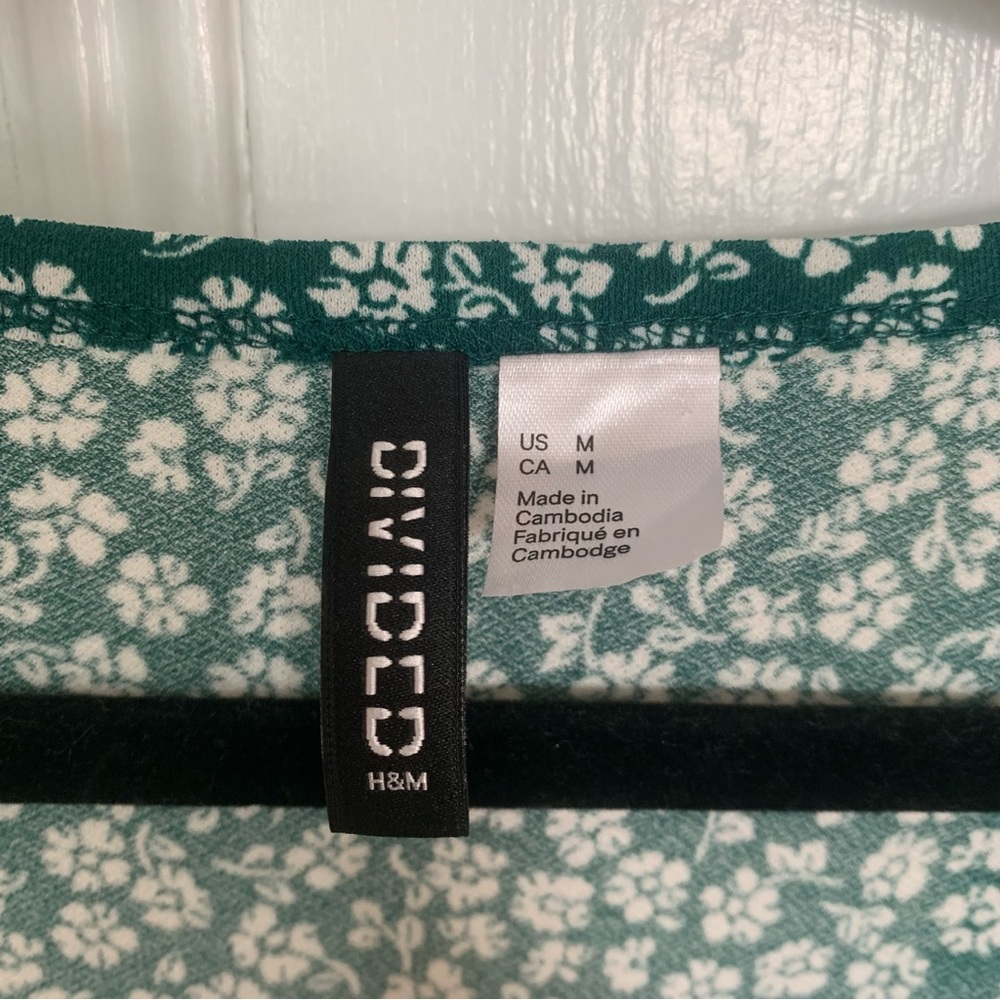H&M Dark Green Floral Drawstring Top - Picture 9 of 15